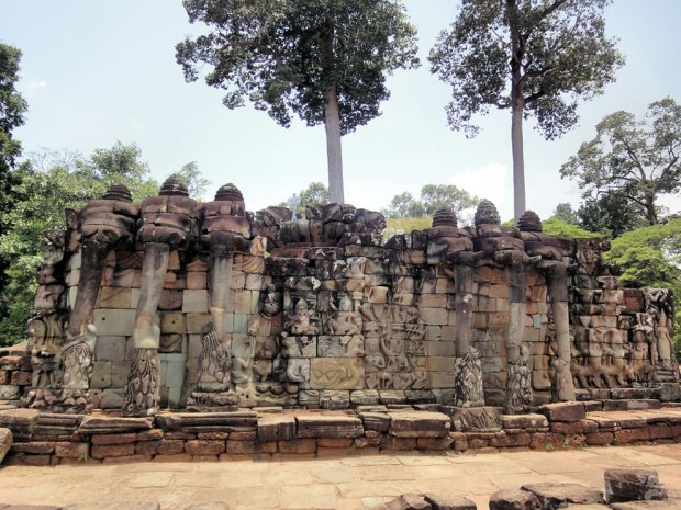 Angkor-Thom-Terrace-of-the-Elephants