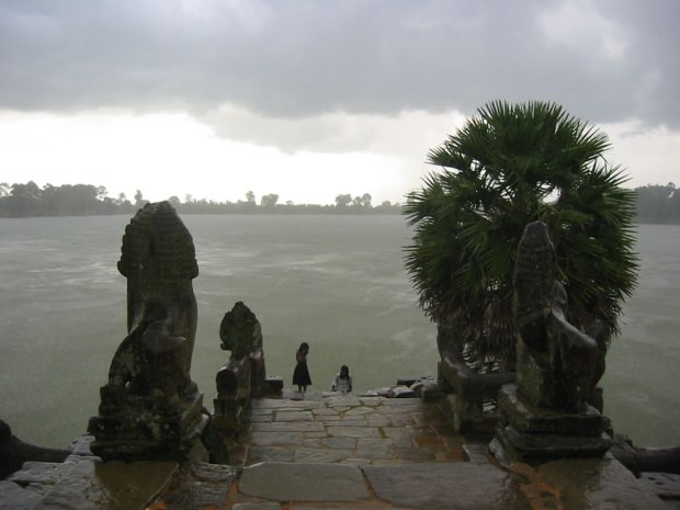 The-Srah-Srong-reservoir-of-Angkor-Cambodia